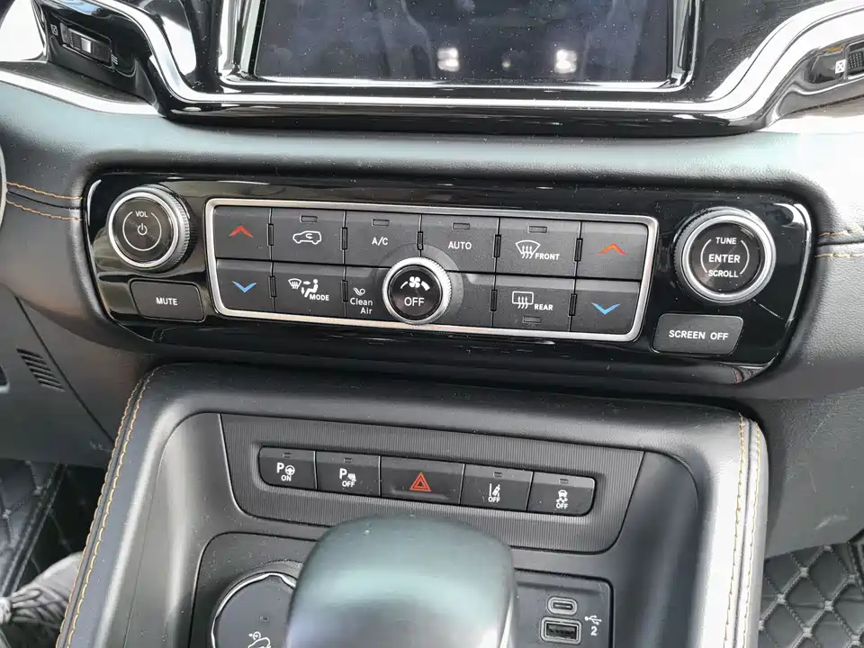 Jeep Grand Commander