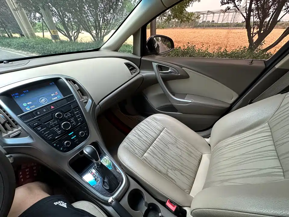 Buick Yinglang Buick Yinglang