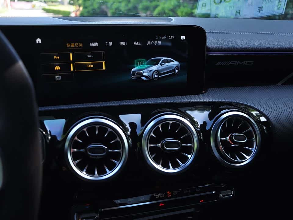 Mercedes-Benz CLA AMG