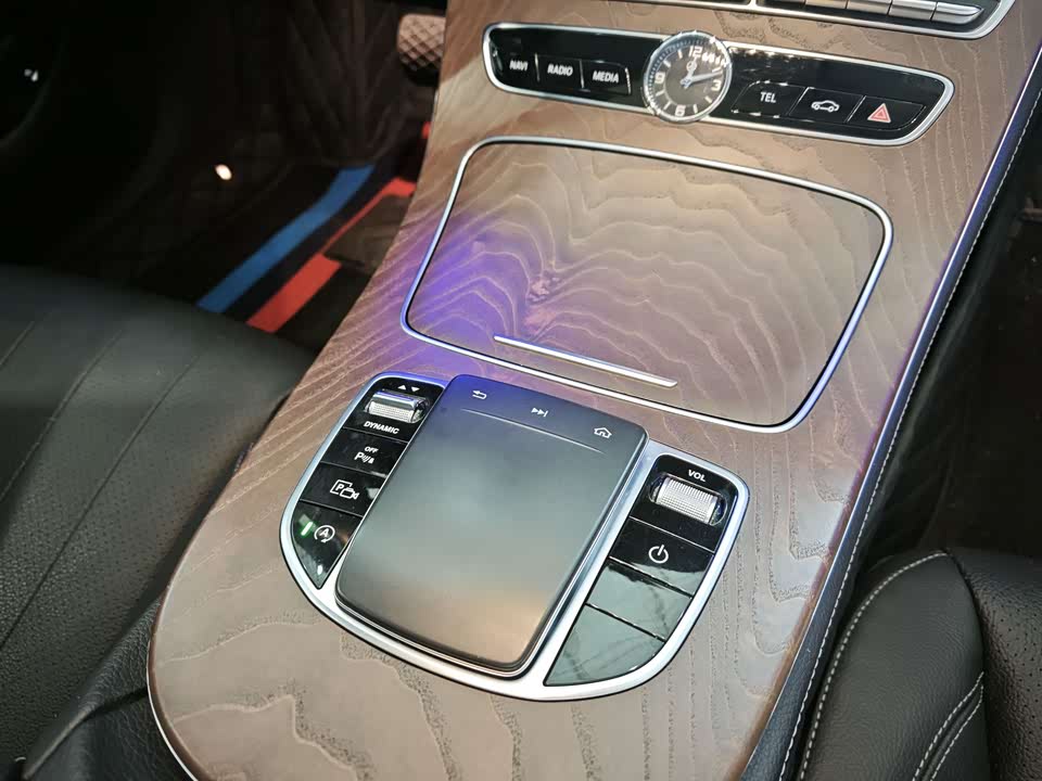 Mercedes-Benz E-class Mercedes-Benz E-class