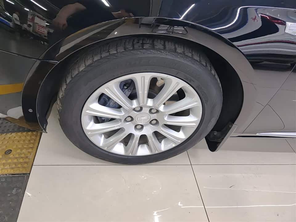 Cadillac XTS Cadillac XTS