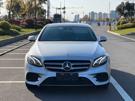 奔驰e级 2016款 e 300 l 运动豪华型