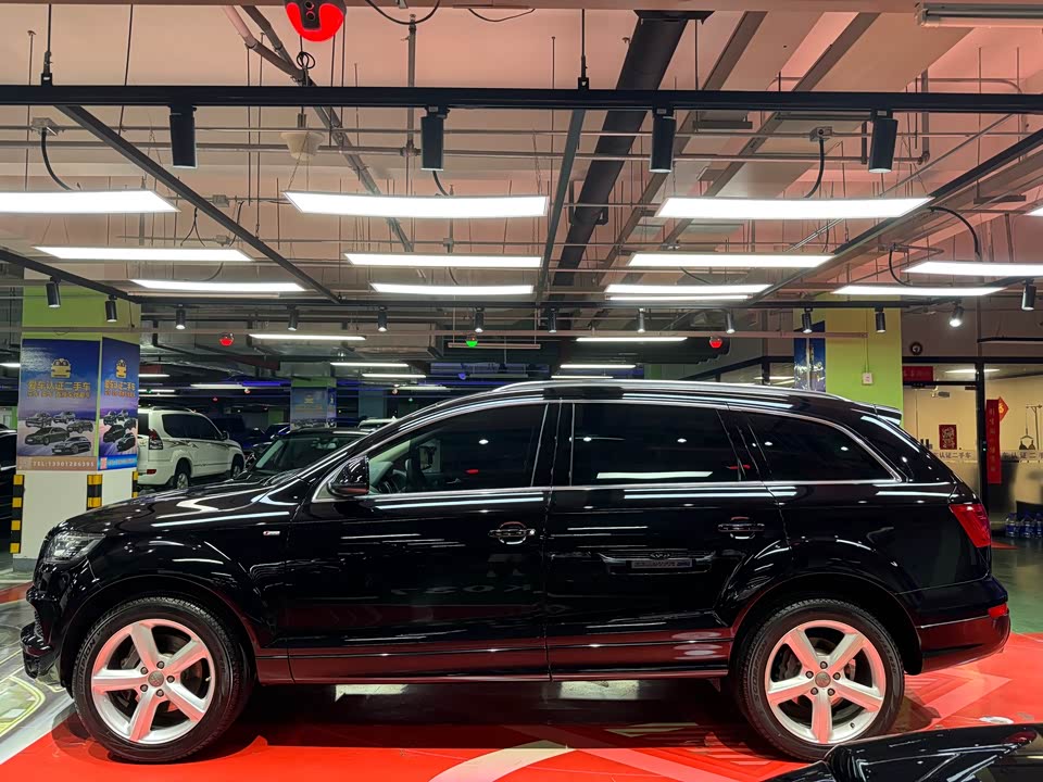 Audi Q7 Audi Q7