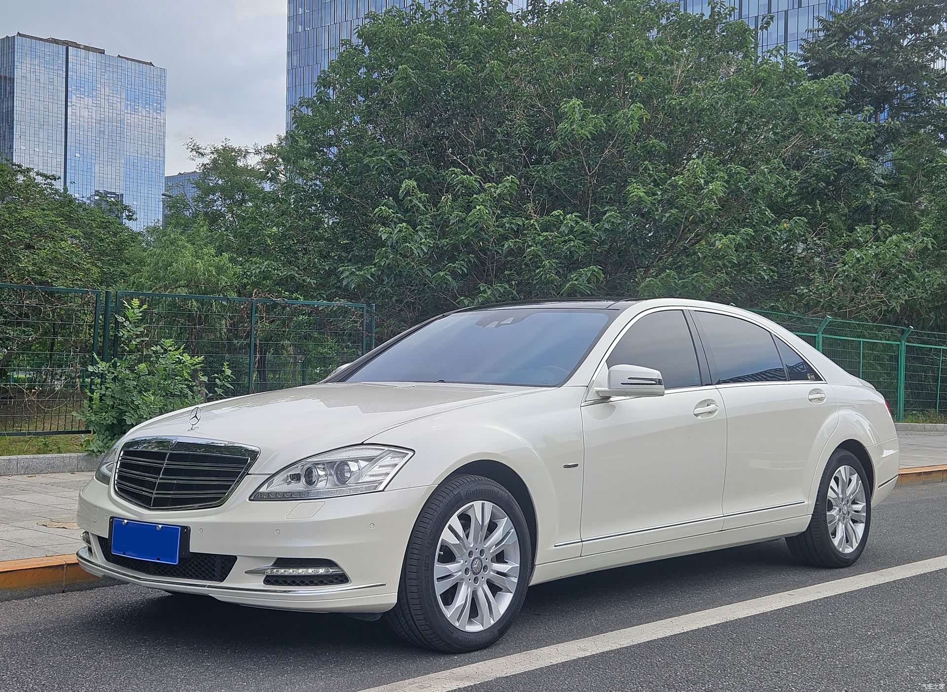 Mercedes-Benz S-Class, 2013 1