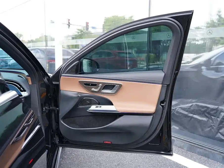 Mercedes-Benz E-class Mercedes-Benz E-class