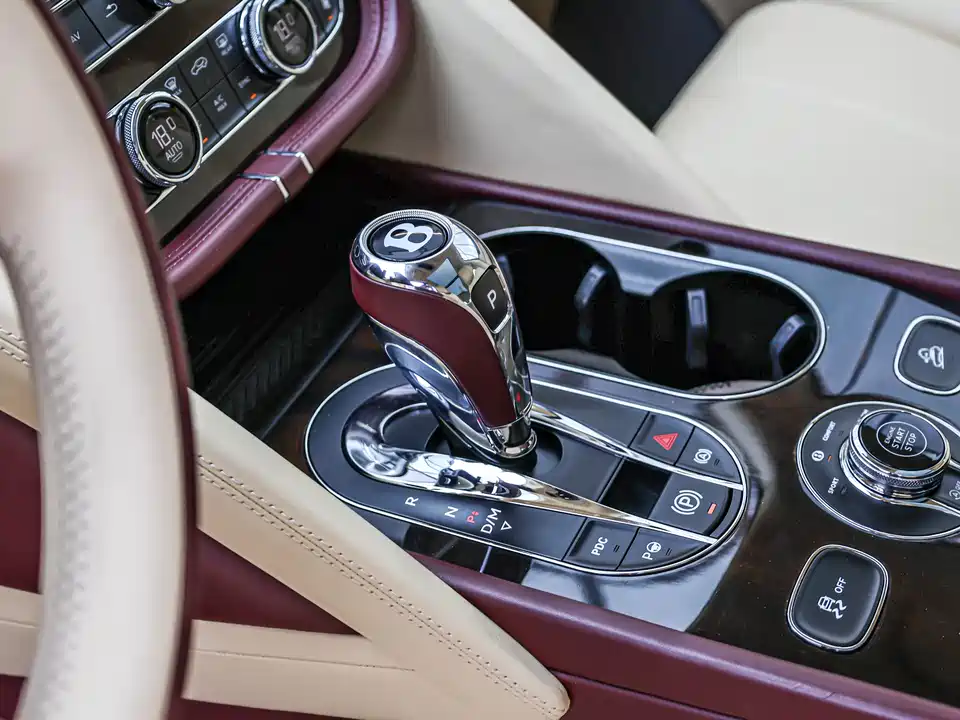 Bentley Tim Yue Bentley Tim Yue