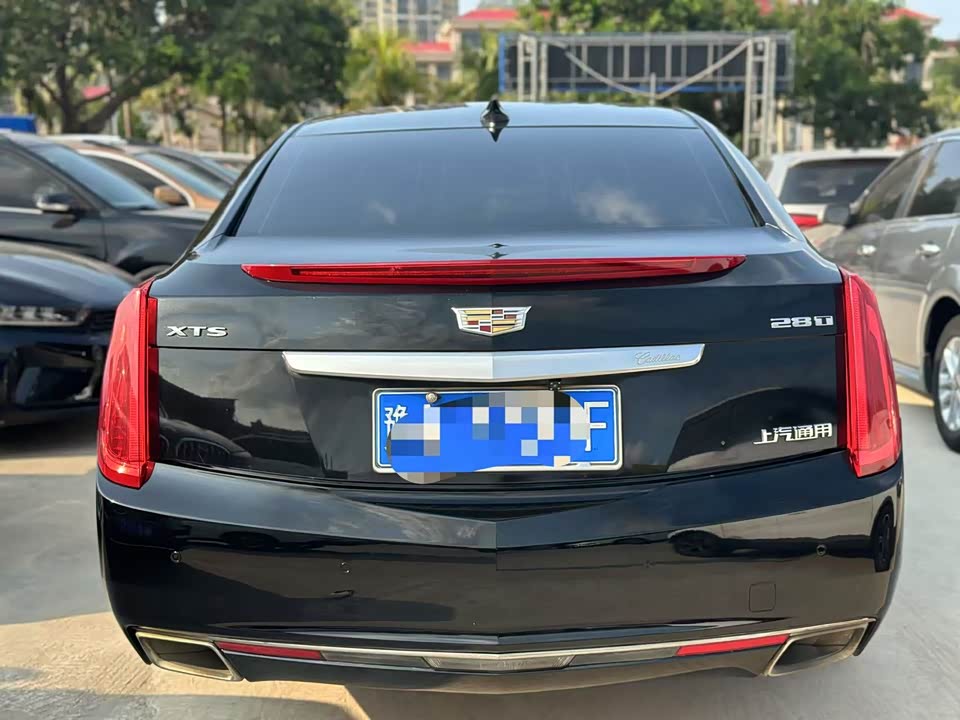 Cadillac XTS