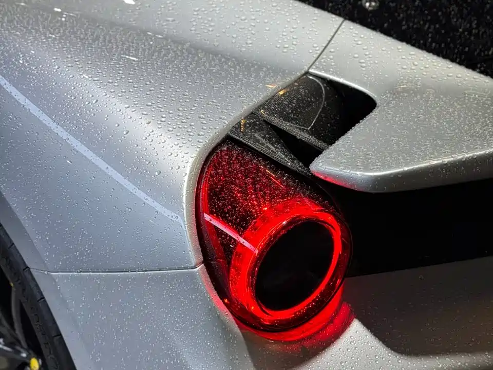 Ferrari 488