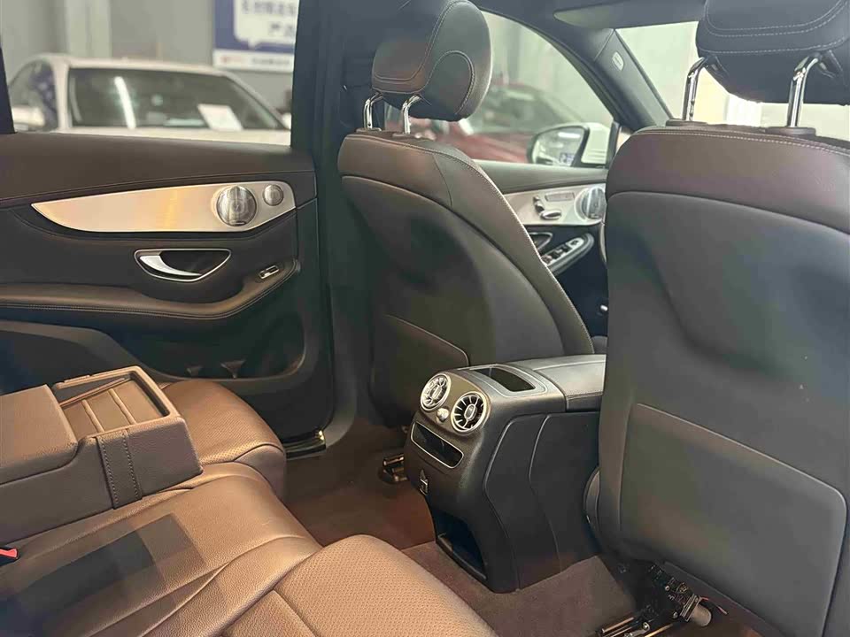 Mercedes-Benz GLC Mercedes-Benz GLC