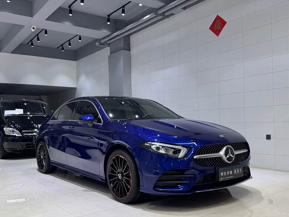 Mercedes-Benz Class A Mercedes-Benz Class A