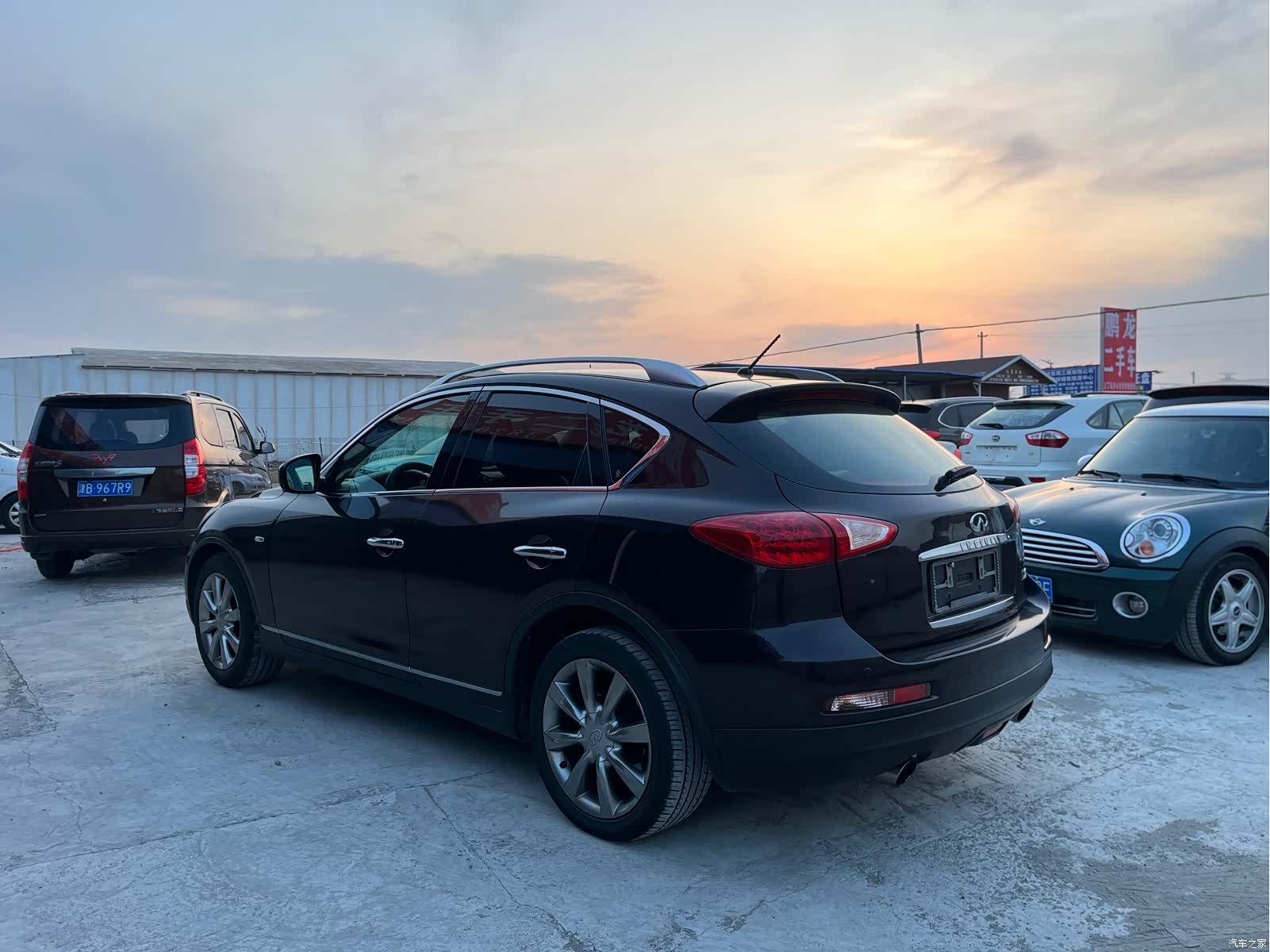 Infiniti EX25, 2011 7