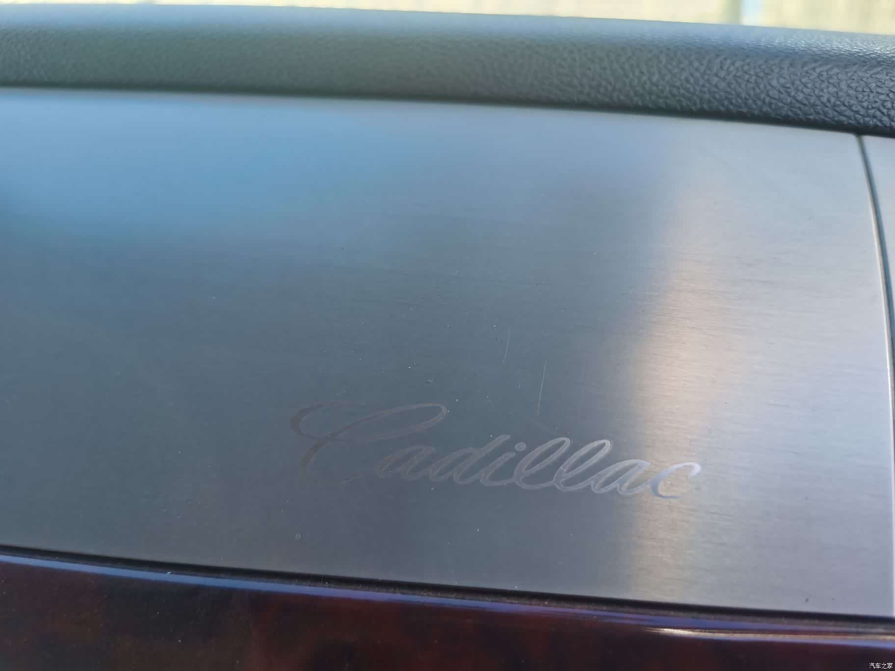 Cadillac Escalade, 2011 10
