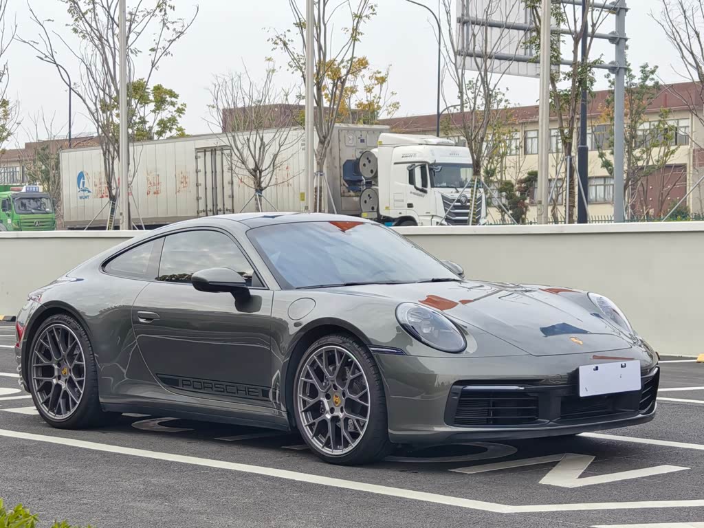Porsche 911