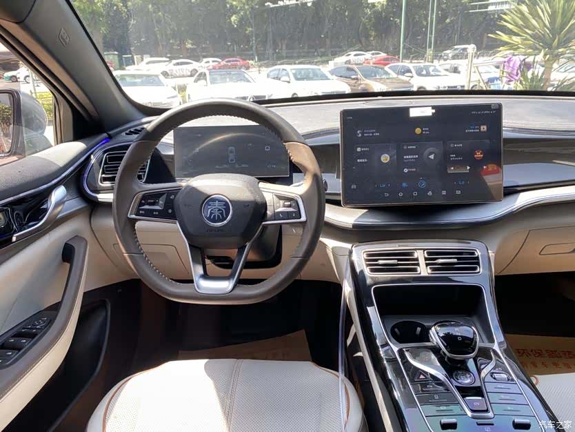 BYD Qin, 2023 14