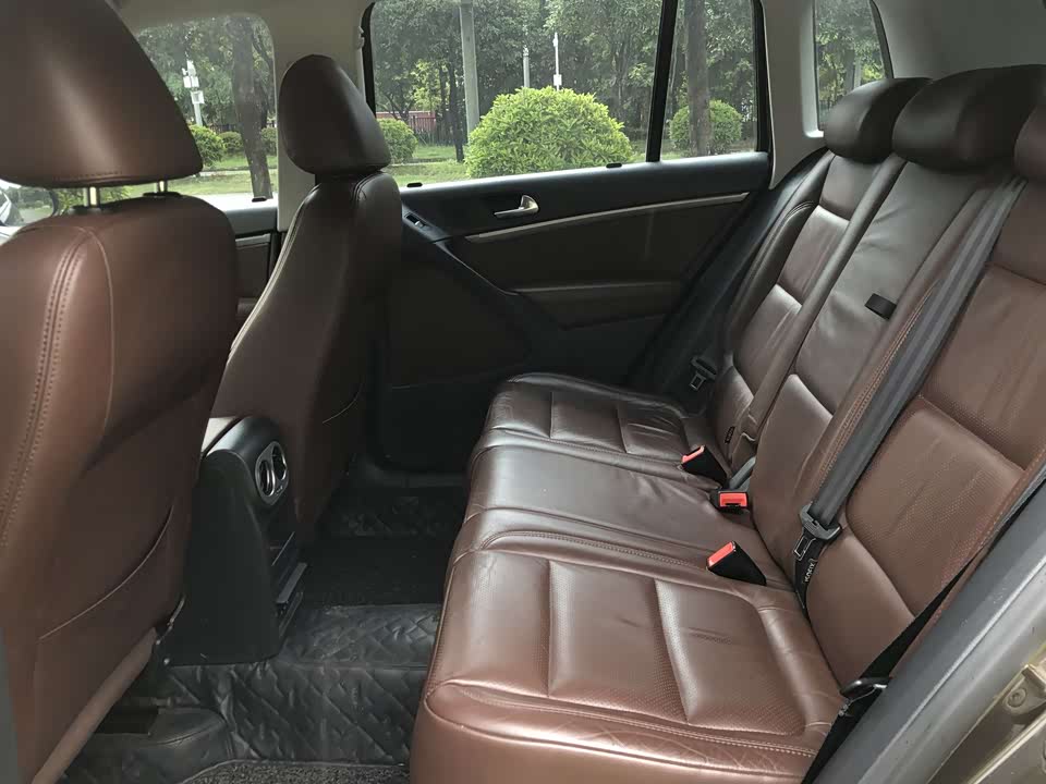 Volkswagen Tiguan Volkswagen Tiguan