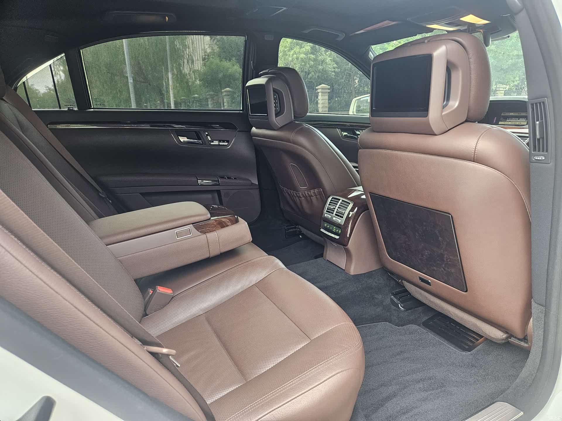 Mercedes-Benz S-Class, 2013 9