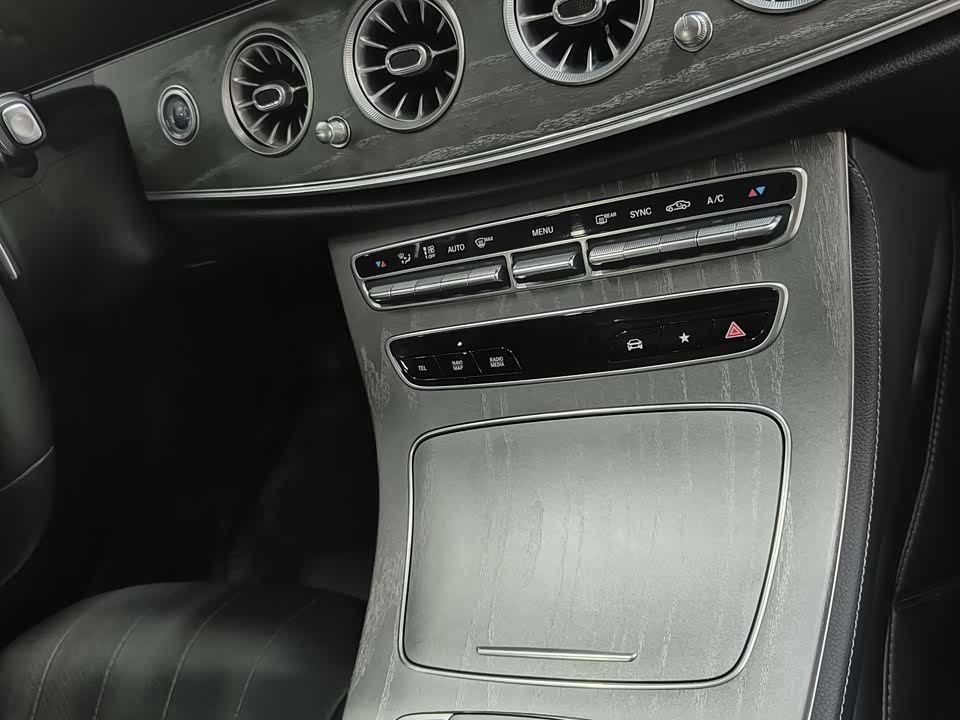 Mercedes-Benz E-class Mercedes-Benz E-class