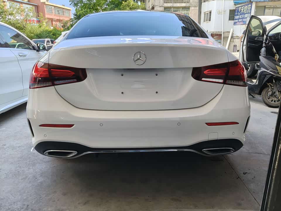 Mercedes-Benz Class A Mercedes-Benz Class A