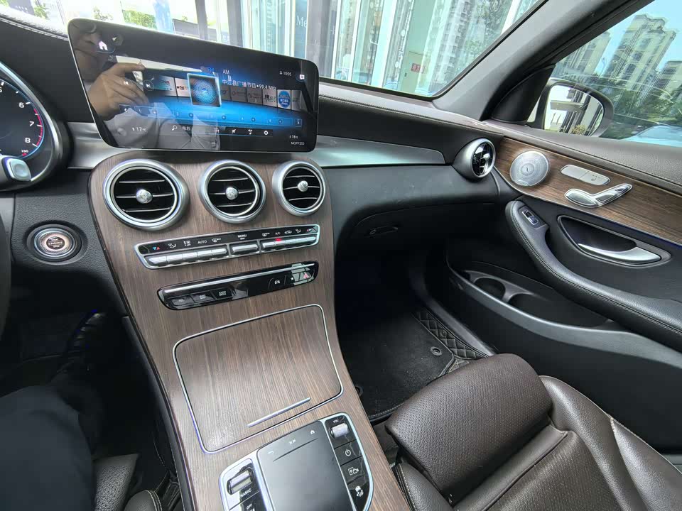 Mercedes-Benz GLC Mercedes-Benz GLC