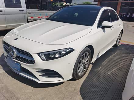 奔驰a级 2019款 a 200 l 运动轿车