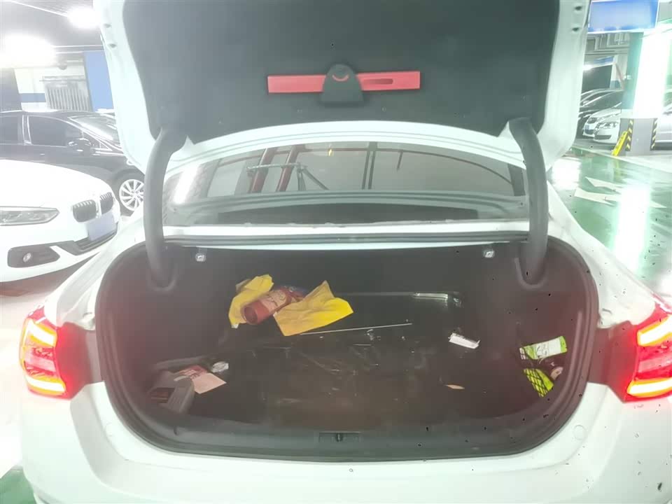 Hongqi H5 Hongqi H5