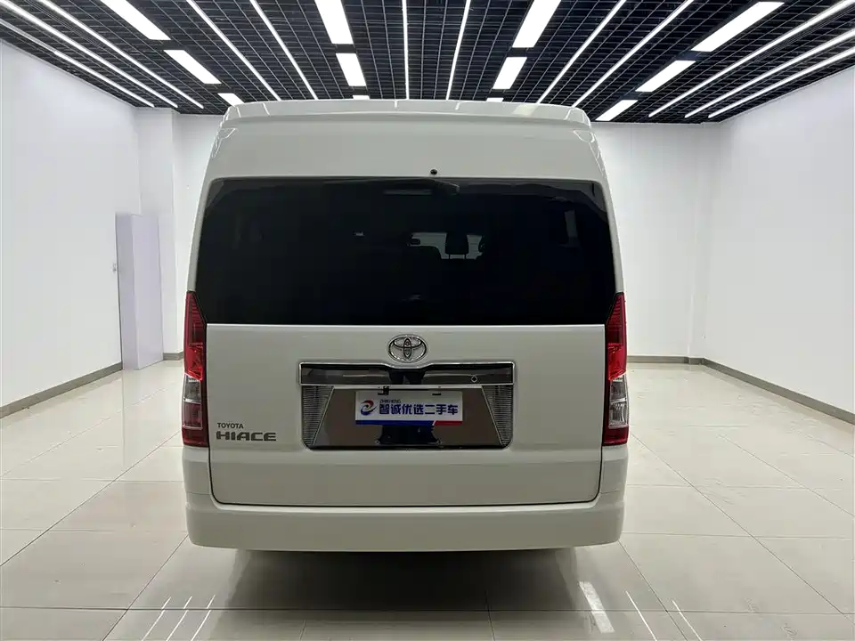 Toyota HIACE Toyota HIACE