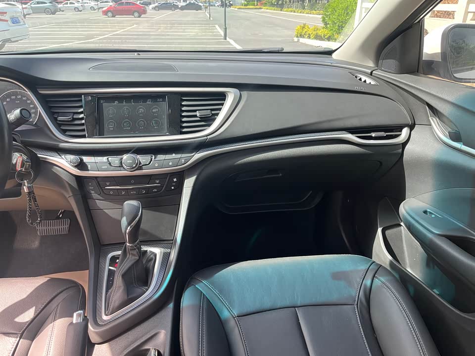 Buick Yinglang Buick Yinglang