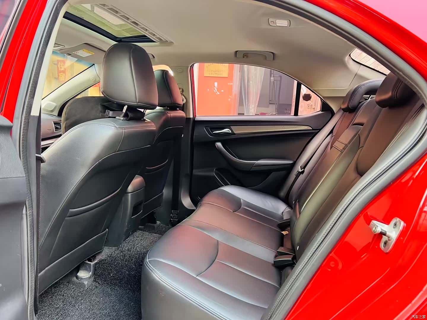 Roewe 360, 2016 8