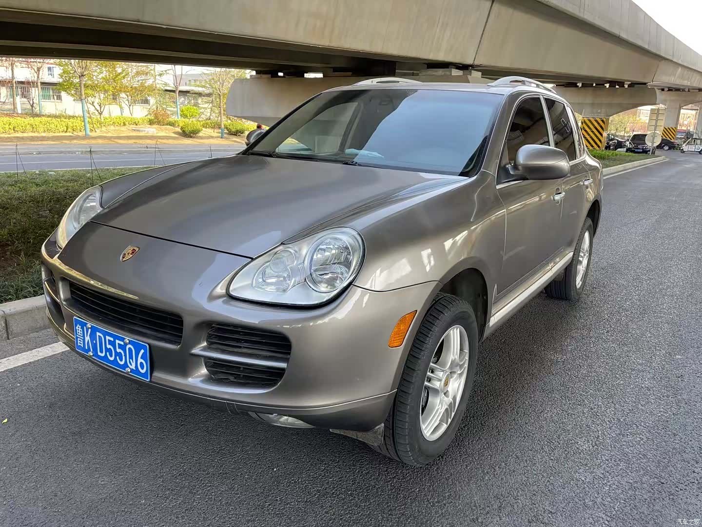Porsche Cayenne, 2005 1