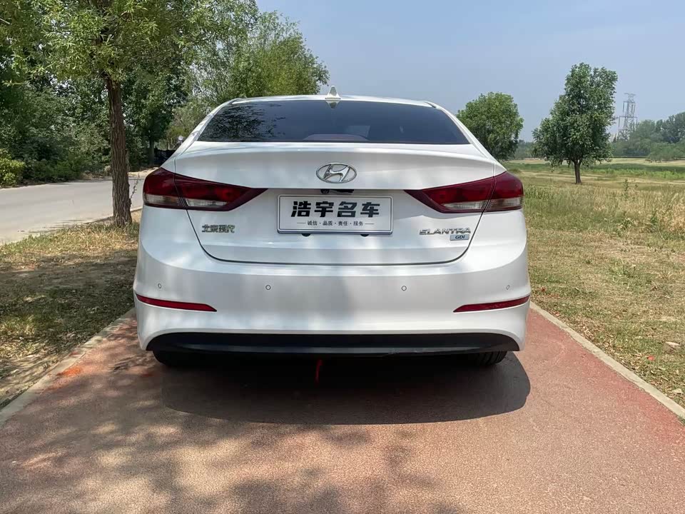 Hyundai Lead