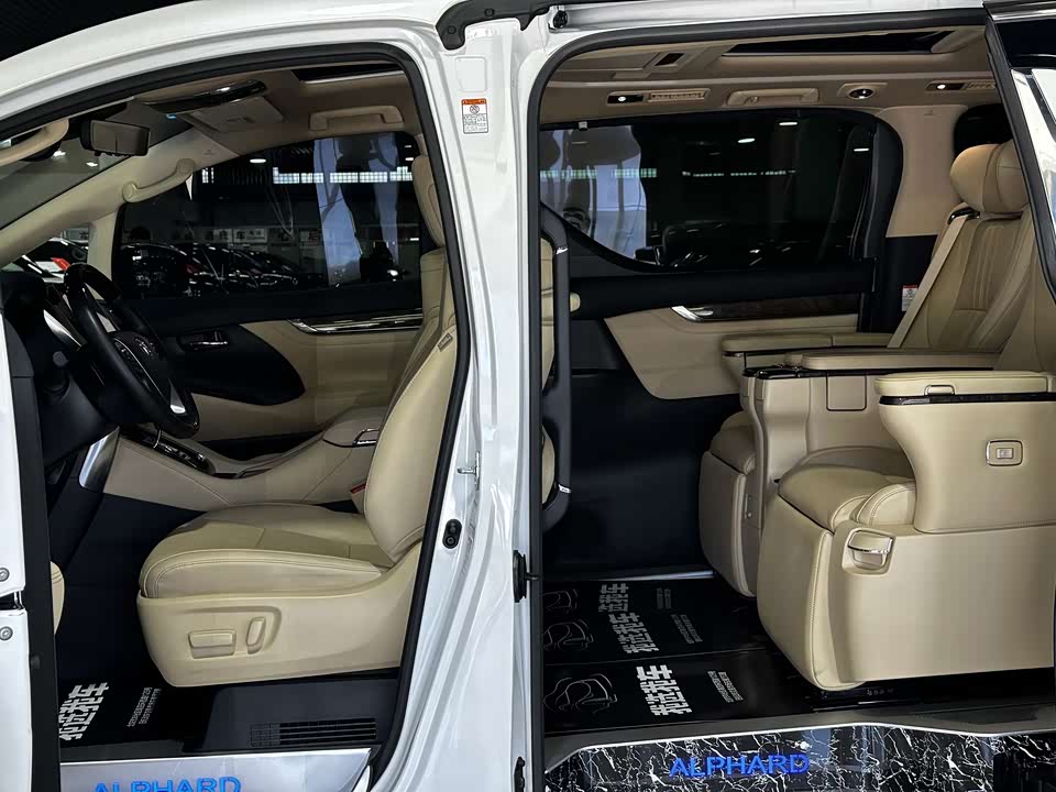 Toyota Elfa Toyota Elfa
