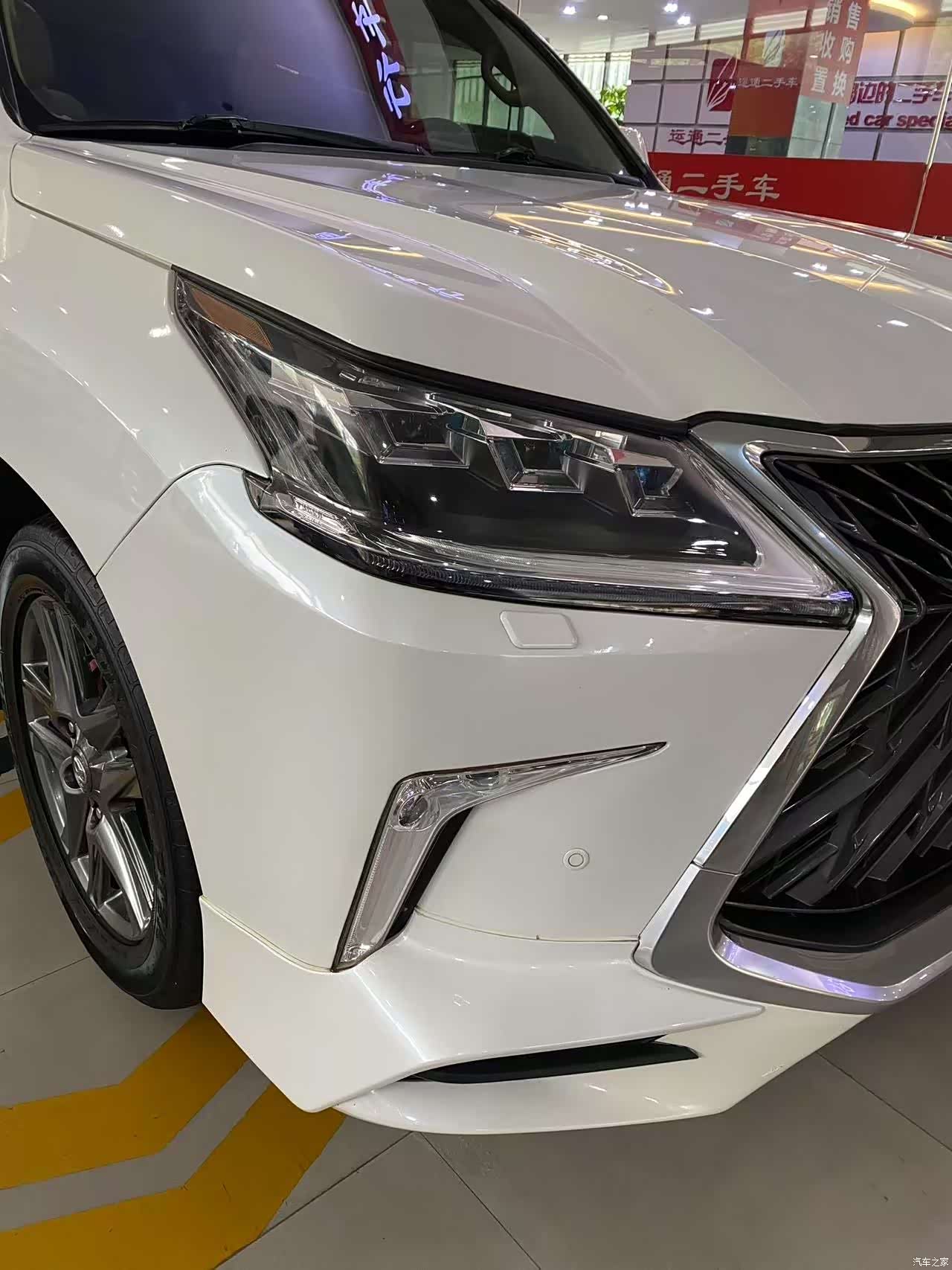 Lexus LX, 2010 7