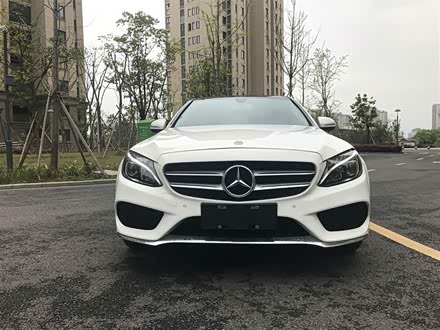 f_440x0_0_q87_autohomecar__ChcCSV0-lzSAXXVDAALI8uuBP5U303.jpg