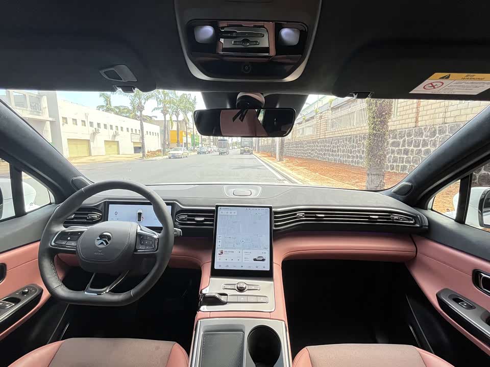 NIO EC6