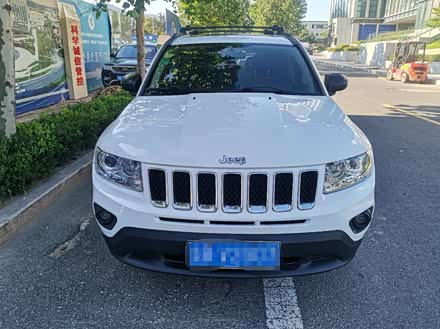 指南者(进口) 2012款 2.0l 两驱运动版