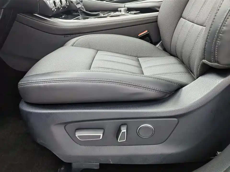 Changan CS95