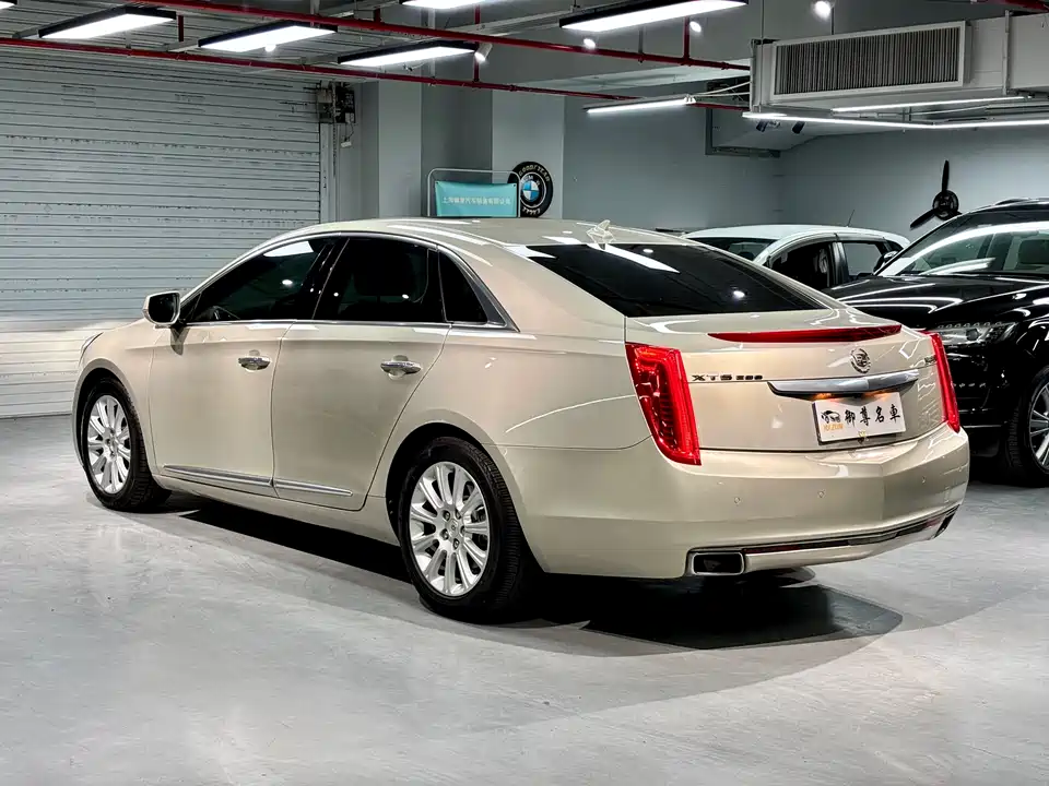 Cadillac XTS