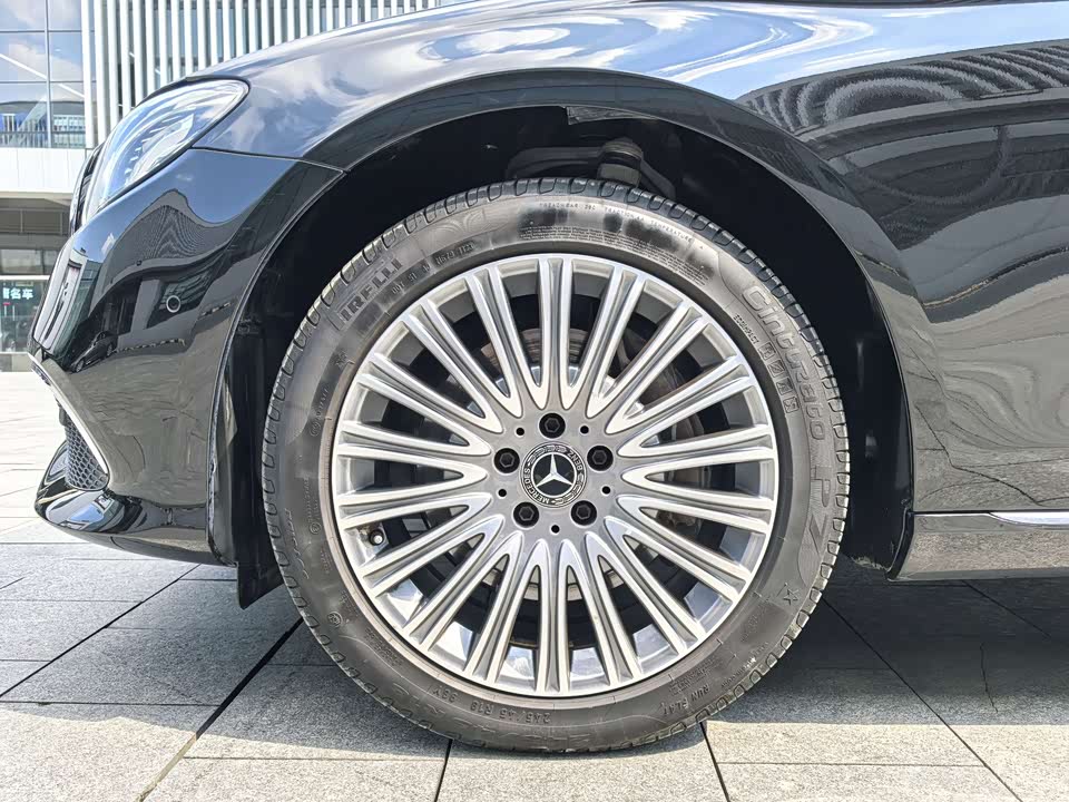 Mercedes-Benz E-class Mercedes-Benz E-class