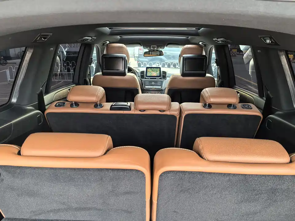 Mercedes-Benz GLS Mercedes-Benz GLS