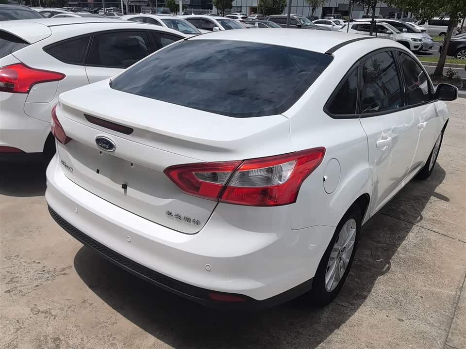 Ford Fox
