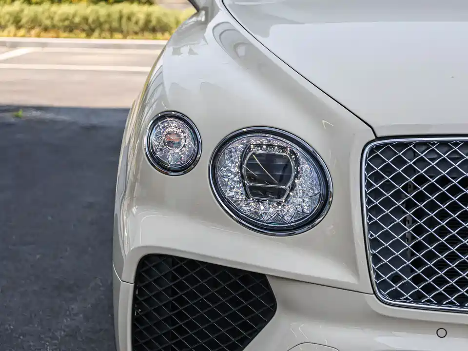 Bentley Tim Yue Bentley Tim Yue