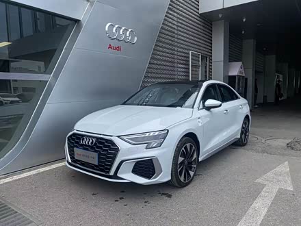 9万公里/2021-06/成都/1年黄金会员奥迪a3 2021