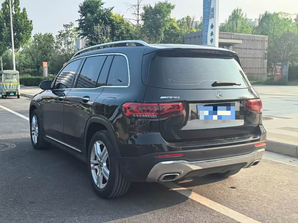 Mercedes-Benz GLB Mercedes-Benz GLB