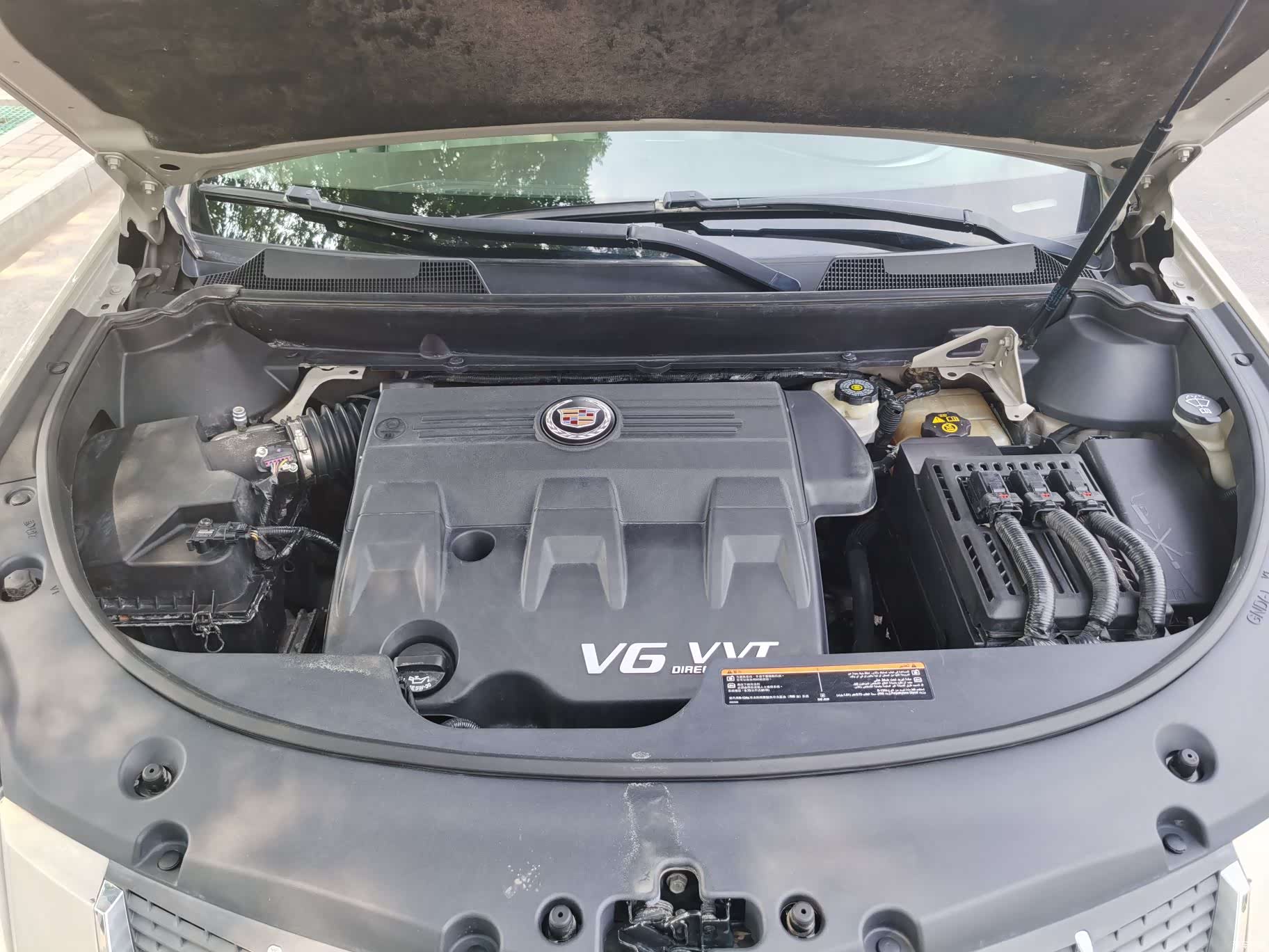 Cadillac SRX, 2011 22