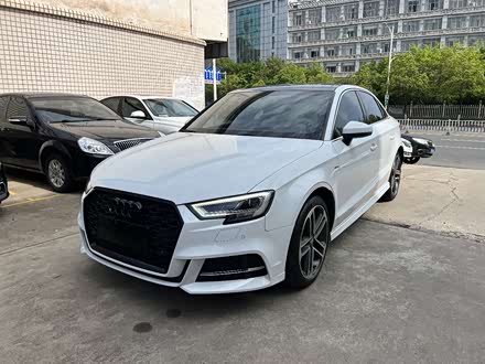 奥迪a3 2020款  limousine 35 tfsi 运动型 国vi