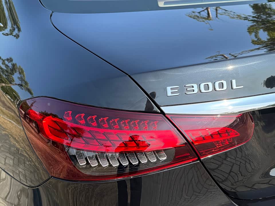 Mercedes-Benz E-class Mercedes-Benz E-class