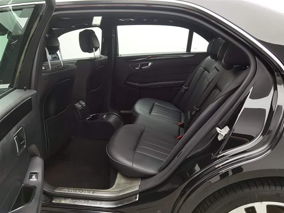 Mercedes-Benz E-class Mercedes-Benz E-class