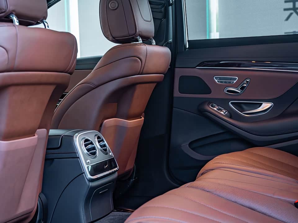 Mercedes-Benz S-class Mercedes-Benz S-class
