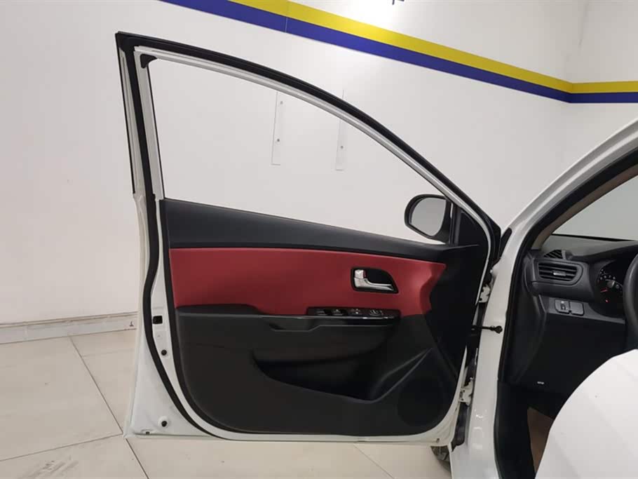 Kia K2