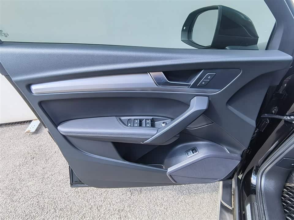 Audi Q5L Audi Q5L